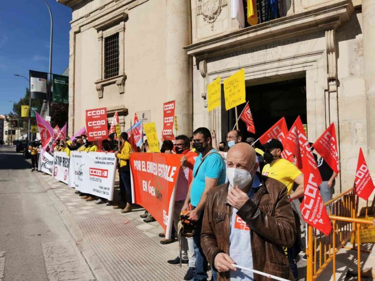CCOO y UGT exigen explicaciones y dimisiones en Desarrollo Sostenible y Geacam ante el anuncio de nuevos recortes