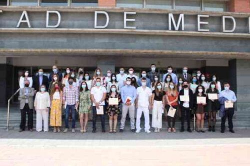 Castilla-La Mancha apuesta por ofrecer contratos de más duración a los residentes que finalicen para reforzar y ampliar la retención del talento