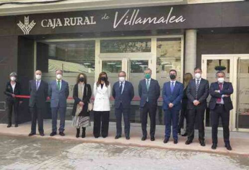 El Gobierno regional destaca el importante papel de las pequeñas entidades de crédito para generar empleo y expectativas de futuro en el medio rural