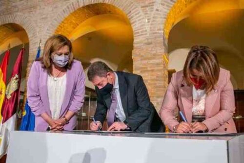 El Gobierno regional pondrá en marcha siete nuevos ciclos formativos en las Escuelas de Artes de Castilla-La Mancha