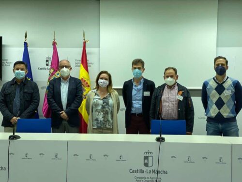 El sector cunícola trasladó sus dificultades a la Consejería de Agricultura