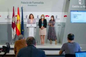 La 40 edición de FARCAMA reconocerá con la Medalla al Mérito Artesano al diseñador e interiorista Tomás Alía y entregará cinco nuevas placas