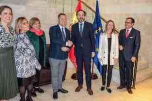 Las ciudades y regiones españolas aprueban en Europa y por unanimidad la iniciativa liderada por Castilla-La Mancha para proteger los productos industriales y artesanales