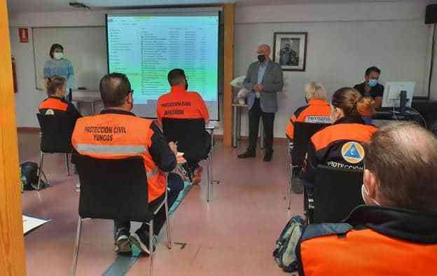 Un total de 13 integrantes de agrupaciones de voluntarios de Protección Civil se forman en Atención Higiénico-Alimentaria en Instituciones