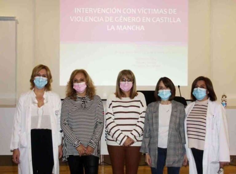 El Hospital Mancha Centro acoge un curso para mejorar la detección de la violencia de género en la Sanidad