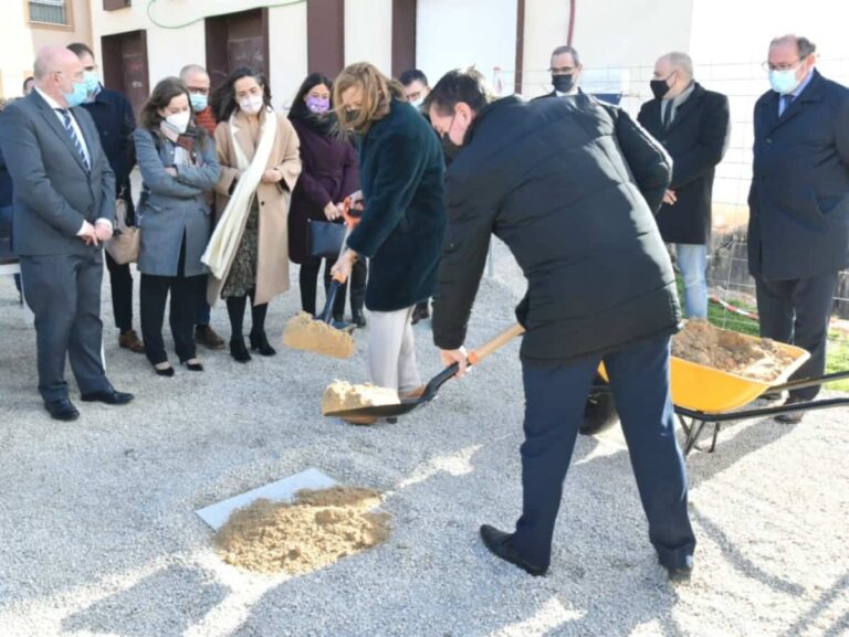 Colocan la primera piedra del nuevo Conservatorio Profesional de Música ‘Jerónimo Meseguer’ de Almansa