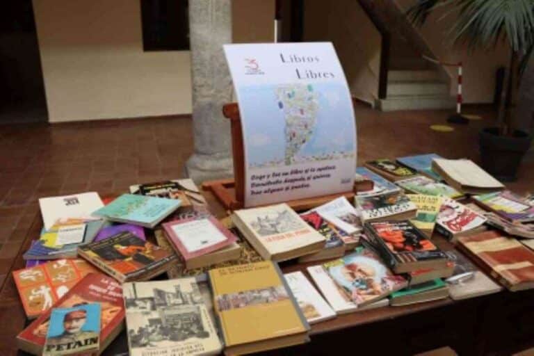 Proyecto ‘Libros libres’ en la Universidad Popular de Manzanares para acercar la literatura a todos
