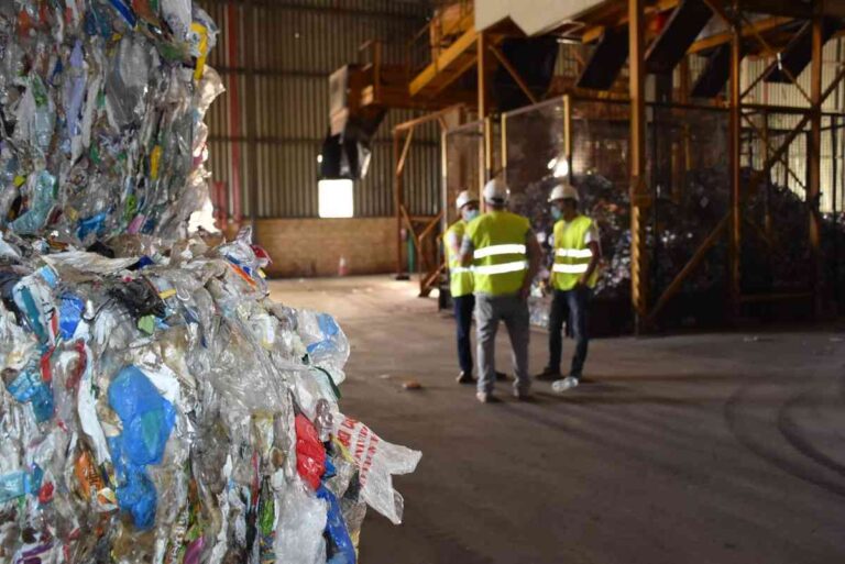 8.136 toneladas entre los residuos de cartón, envases y vidrio recicló durante el 2021 la provincia de Cuenca