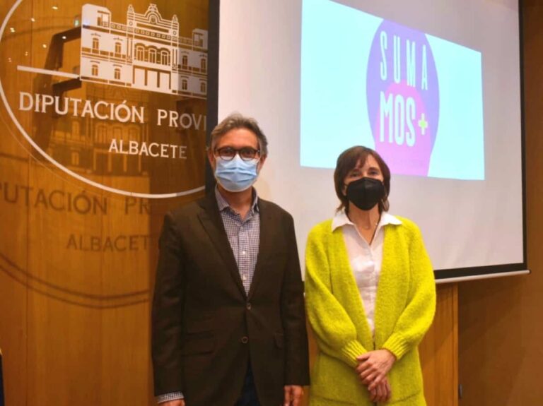 Campaña ‘Sumamos’ de la Diputación de Albacete con el lema ‘Si eres hombre, este 8M apoya, comparte y suma’