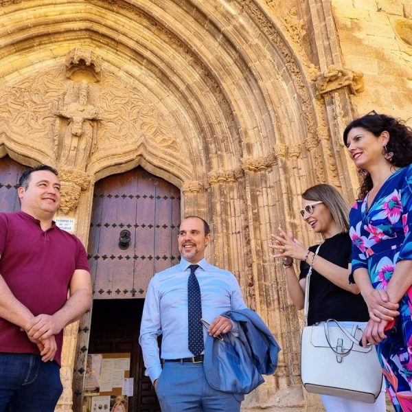 Bellido destaca "el prometedor futuro" de Alcaraz (Albacete) durante su visita institucional