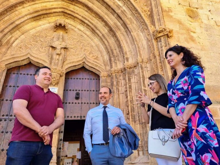 Bellido destaca "el prometedor futuro" de Alcaraz (Albacete) durante su visita institucional