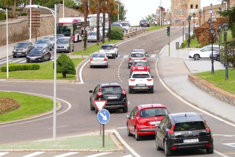 Doce heridos en los diez accidentes ocurridos este fin de semana en la región