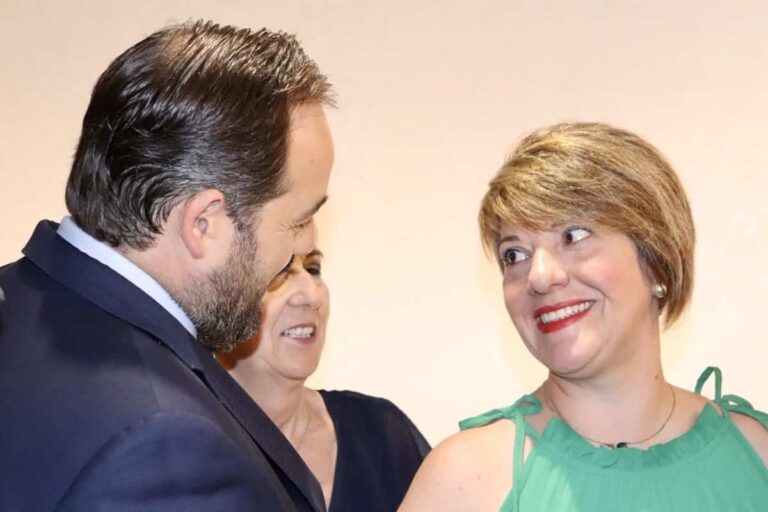 Núñez desea suerte al 'Alba' de cara a conseguir el ascenso a la Segunda División del fútbol español