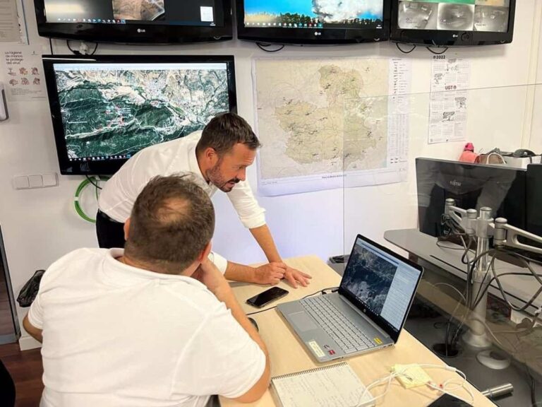 Los trabajos en el fuego de Riópar dan resultado, se rebaja a nivel 1 y la UME se retira de la zona