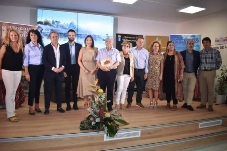Montealegre del Castillo lleva su riqueza cultural, agrícola, industrial y patrimonial al estand de la Diputación en la Feria de Albacete