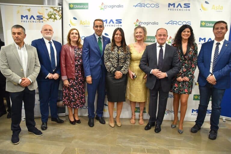 Instituciones felicitan a Asprona Albacete por sus 60 años en defensa de los derechos de las personas con discapacidad