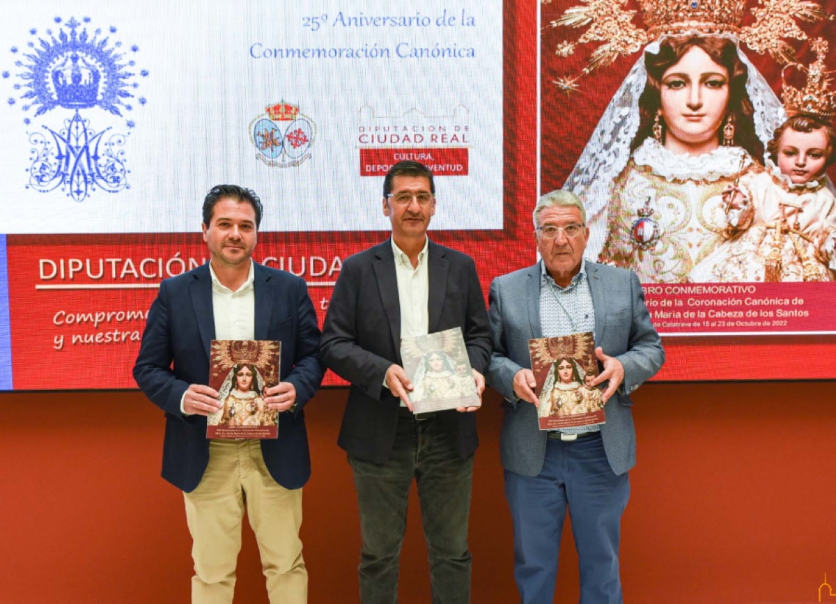 Editados 800 ejemplares de revista con motivo de la venida de la Virgen de los Santos patrona de Pozuelo de Calatrava por la Imprenta Provincial de Ciudad Real