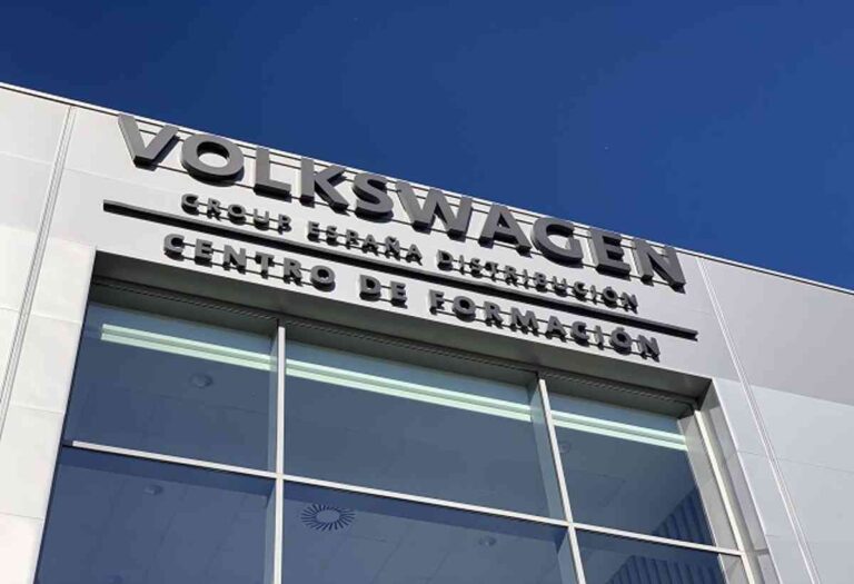 Autorizados 17 nuevos proyectos de FP Dual en 13 centros educativos de la Comunidad Autónoma