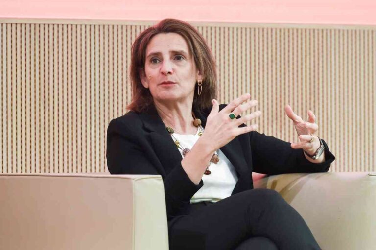 Teresa Ribera inaugura este jueves el Congreso Nacional de Despoblación en Albacete y visita Alcalá del Júcar