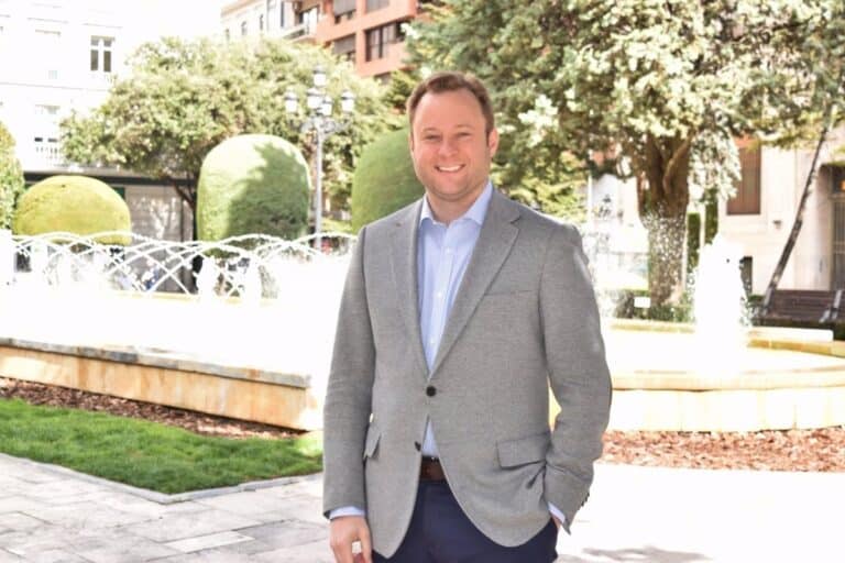 Casañ dice que Picazo no es una líder regional y hace tiempo que no sigue sus órdenes