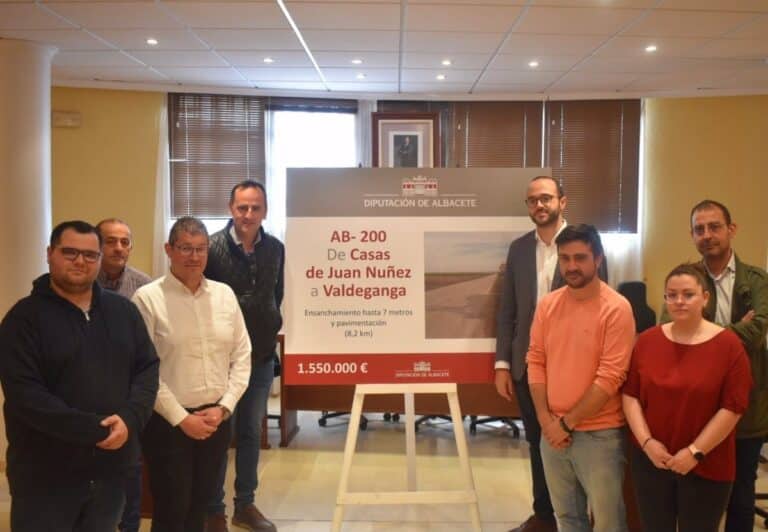 Casas de Juan Núñez y Valdeganga verán resuelta su “petición histórica” con el arreglo de la AB-200 por parte de la Diputación de Albacete.