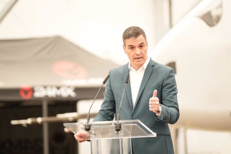 El líder del gobierno español transmite sentimientos de apoyo y afecto a las familias de las víctimas del naufragio del barco Villaboa 1.