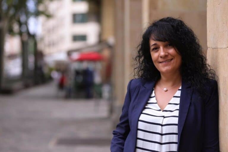 Equipo de Gobierno de Chinchilla enfrenta demanda por el costo de las entradas del festival de cantautores debido a la ley de Propiedad Intelectual