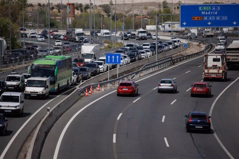Más de 1.211.000 desplazamientos se esperan en las carreteras de C-LM durante el puente del 1 de mayo, según la DGT.