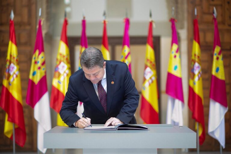 VIDEO: Page inicia la cuenta atrás para la XI Legislatura con la convocatoria de elecciones para el 28M mediante un decreto.