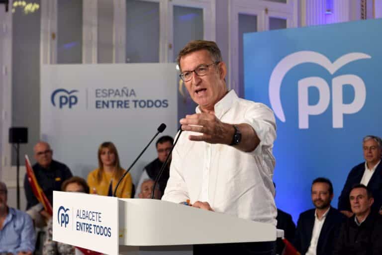 Feijóo denuncia las trampas del PSOE y llama a votar contra la “explosión perfecta” del partido.