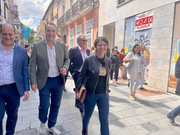 Caminando Juntos descarta Senado y evalúa posibles oportunidades para el Congreso, según Olona.