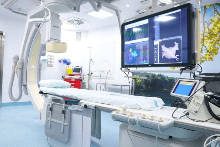 Castilla-La Mancha incorpora la innovación tecnológica en la nueva sala de Electrofisiología del Hospital General Universitario de Ciudad Real 