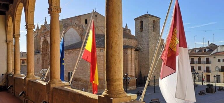 25 entidades locales en Castilla-La Mancha recibirán 900.000 euros en ayudas para programas de formación.