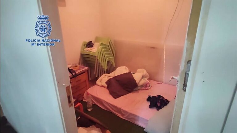 La Policía Nacional desmantela una red delictiva que abusaba de trabajadores extranjeros en Murcia y Albacete