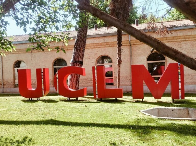 La UCLM pone a disposición más de 4.300 plazas de nuevo ingreso en enseñanzas propias para el próximo curso.
