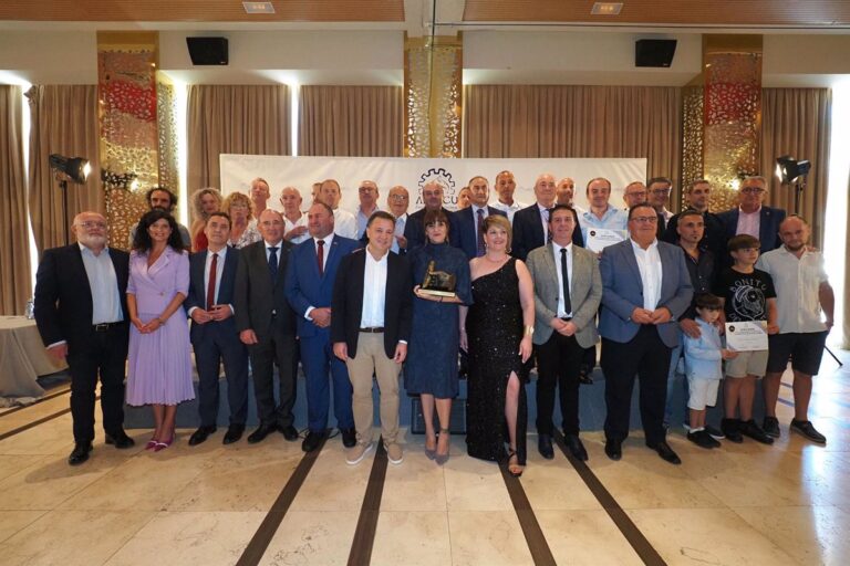 Reconocimiento a la cuchillería de Albacete en acto de hermandad durante la Feria: premios, homenajes y compromiso de las instituciones