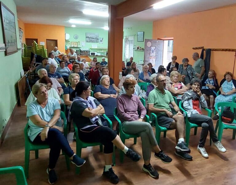 Alarma en la pedanía de La Pared debido a la ampliación de la macrogranja de Balsa de Ves