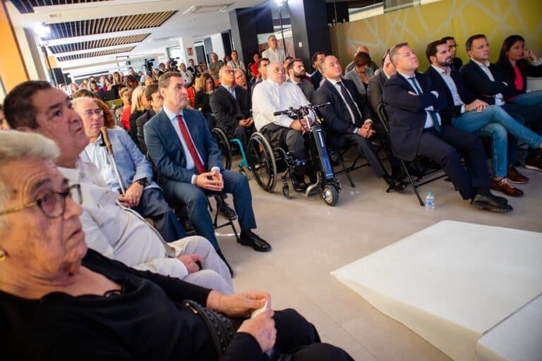 Inauguración del Centro de Inclusión Social Encarnación Rodríguez Cáceres de Amiab en Albacete
