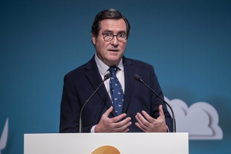 CCOO Castilla-La Mancha califica de ‘insuficiente’ la oferta de CEOE para el aumento del Salario Mínimo Interprofesional