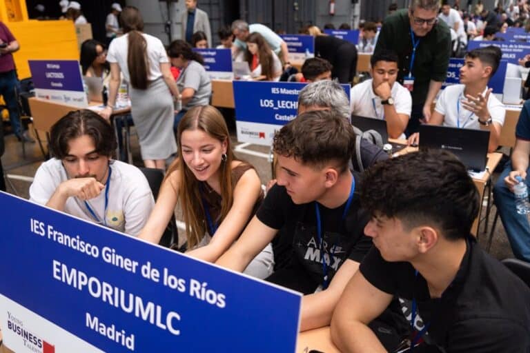 677 Jóvenes Emprendedores de Castilla-La Mancha Compiten por el Título del Mejor Empresario Virtual de España en el Concurso Young Business Talents