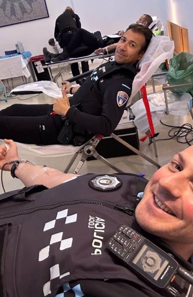 Campaña ‘La Ilusión la Repartes Tú’ Recibe Impulso de la Policía Local de Albacete para Fomentar la Donación de Sangre