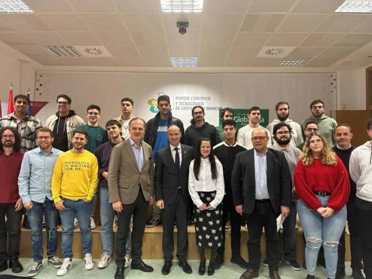 Dualtec: Innovador Proyecto que Impulsa la Empleabilidad Digital con una Tasa de Inserción Laboral del 80%