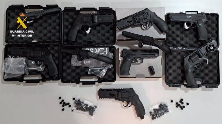 Incautación de Armas Ilegales: Guardia Civil de Albacete Confisca 11 Pistolas de CO2 Prohibidas