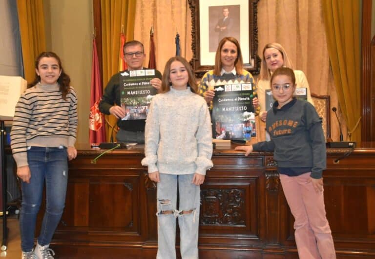 Alumnos de Albacete Tejen Redes Climáticas en Iniciativa de la Agenda 2030 Escolar