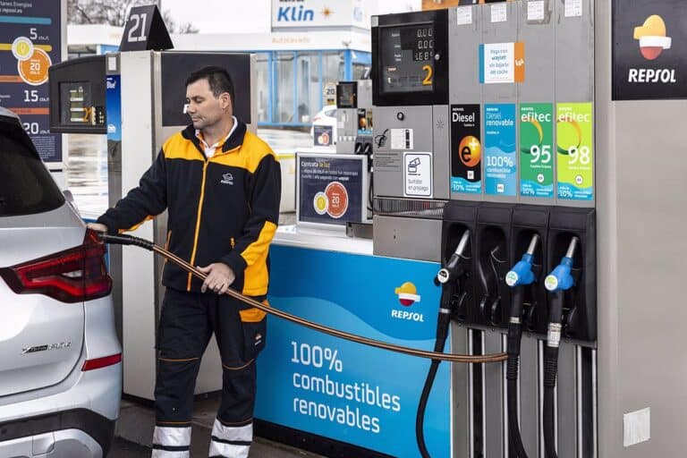 Repsol expandirá su red a 28 estaciones con biocombustible en Castilla-La Mancha para 2024