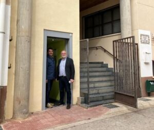 El Gobierno de Castilla-La Mancha apoya la accesibilidad en la Casa de la Cultura de Lezuza