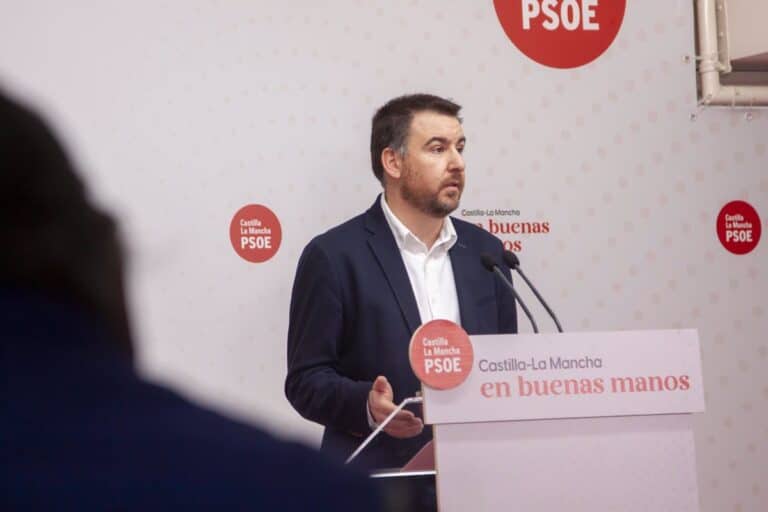 Sánchez Requena (PSOE) Acusa a Núñez de Mentir o Desconocer el Funcionamiento de la PAC Tras su Viaje a Bruselas