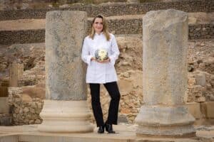 Restaurante ‘Casas Colgadas’ de Cuenca brilla con la distinción de 2 Soles Repsol en la Guía Gourmet