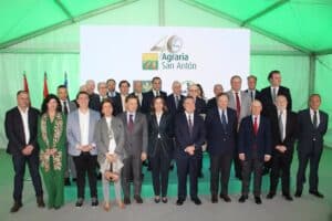Page Aboga por el Cooperativismo Agrícola y Buscará Mayor Soporte para la Agricultura Ecológica en Bruselas