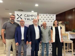 El gobierno de Castilla-La Mancha promociona los vinos de la región en Albacete ante hosteleros